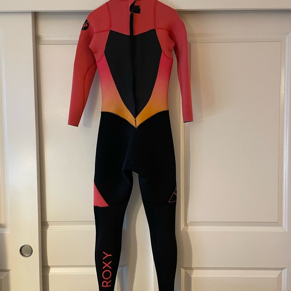 Roxy Womens Wetsuit - Coral and Black - Picture 3 of 7